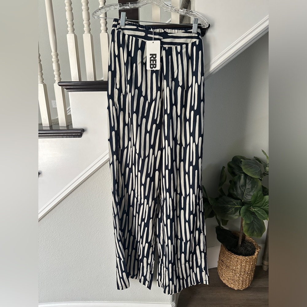 NWT RebDolls Wide Leg Pants